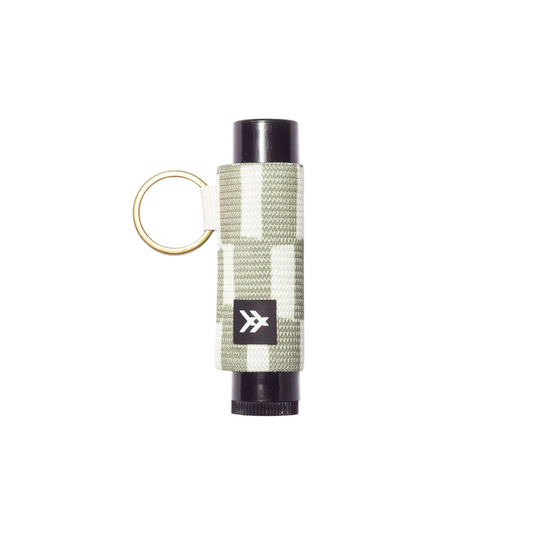 Porta Bálsamo Labial Thread con llavero - Lip Balm Holder