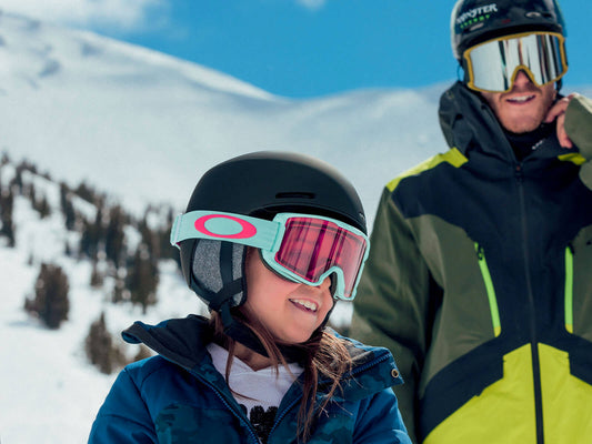 Oakley MOD1 Youth | Casco de Ski y Snowboard para Niños