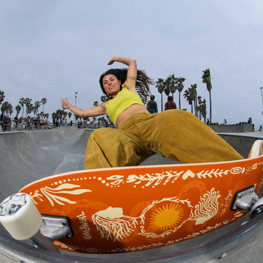Carver x GRLSWIRL Sunflower 31" Surfskate CX