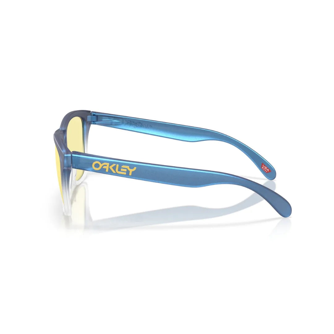 Oakley Frogskins X Fortnite OO9013-M455 – Montura Matte Cyan/Blue/Clear Shift Fade con lentes Prizm Gaming 2.0