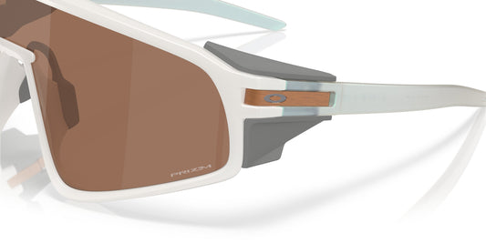 OAKLEY LATCH PANEL MATTE VAPOR PRIZM TUNGSTEN | SEEK COLLECTION