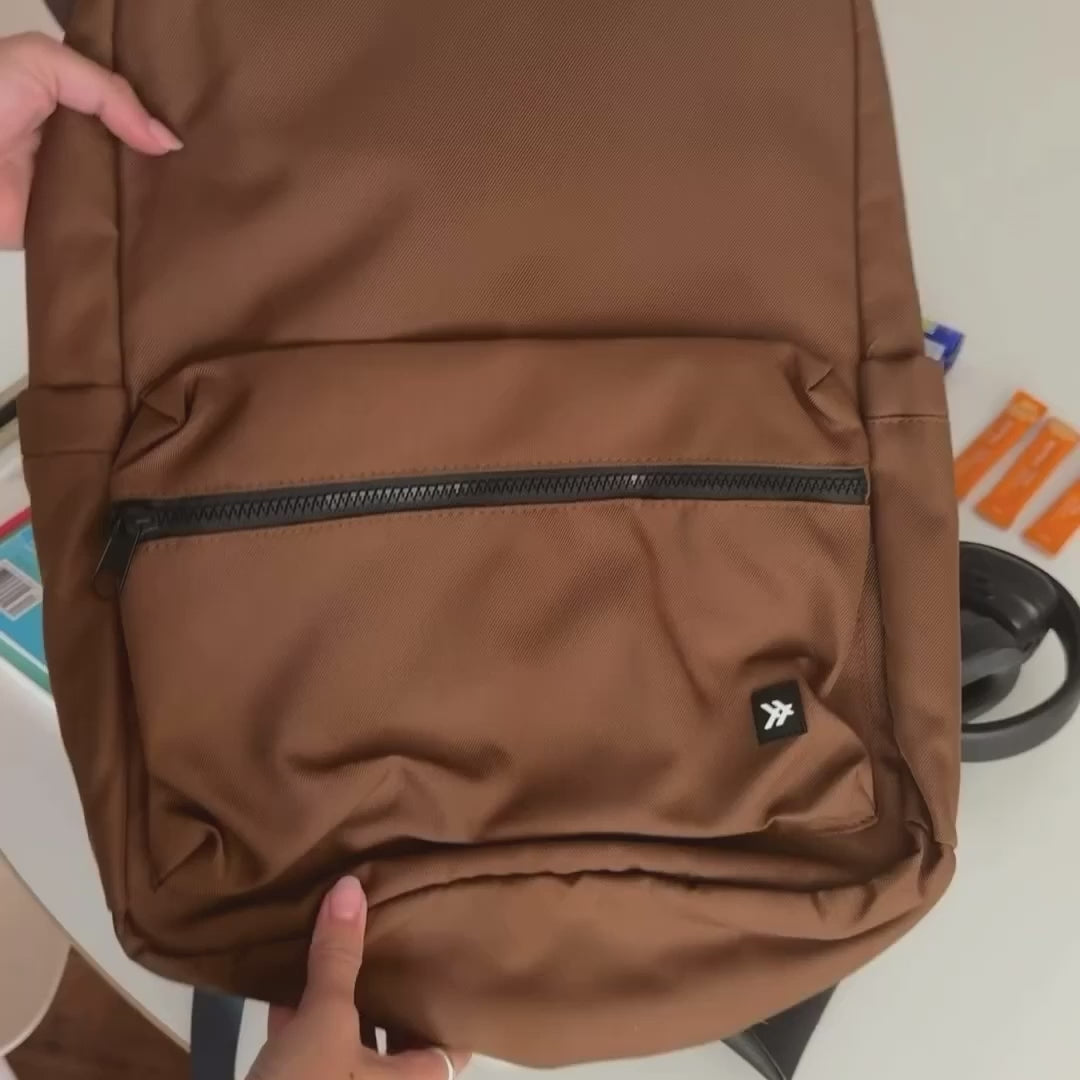 Mochila Thread® Backpack 26L con Funda para Laptop