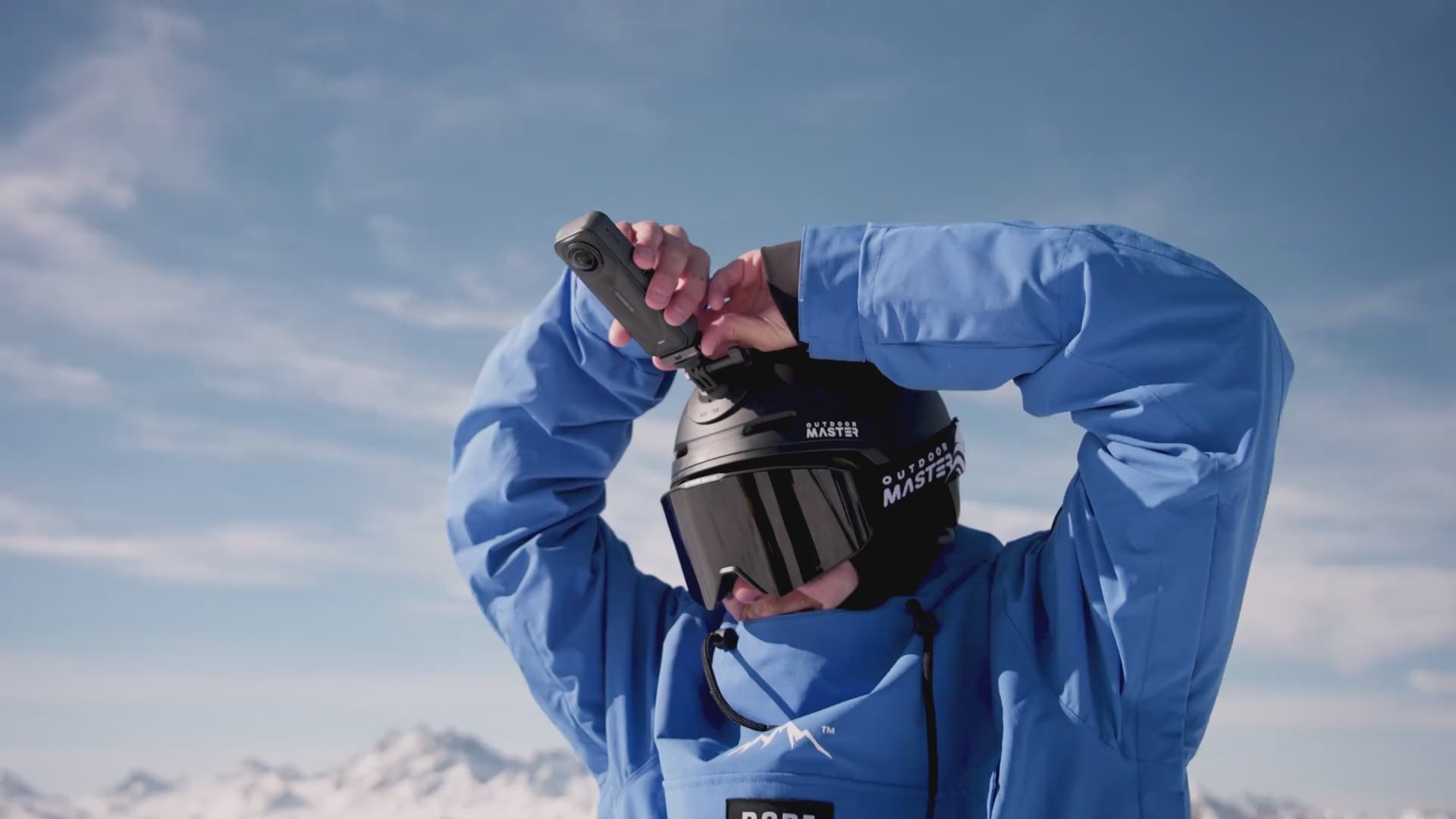 Insta360 X5 Motorcycle Bundle 360° 8K con chip triple IA