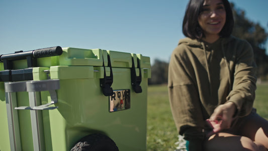Conservadora RovR RollR 45 con Ruedas 43L - Matcha